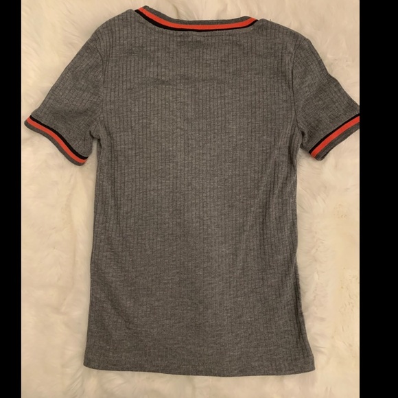 Retro Grey Tshirt - Picture 2 of 4